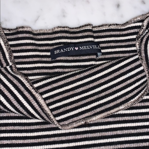 T-Shirt - Picture 2 of 2